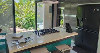 Elegant big House Nvo Vta