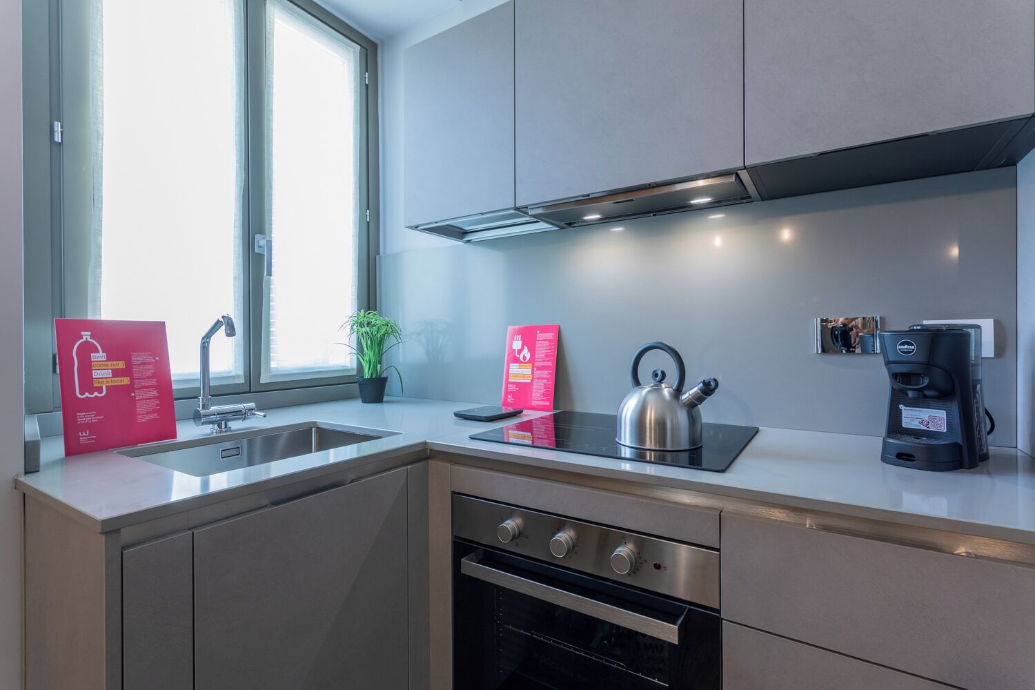 Family Apartment | Private kitchen | Full-sized fridge, oven, stovetop, espresso maker