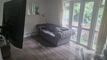 Apartment | 1 bedroom, free WiFi, bed sheets
