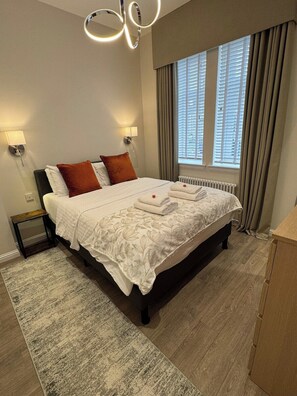 2 soverom, strykejern/-brett og internettilgang