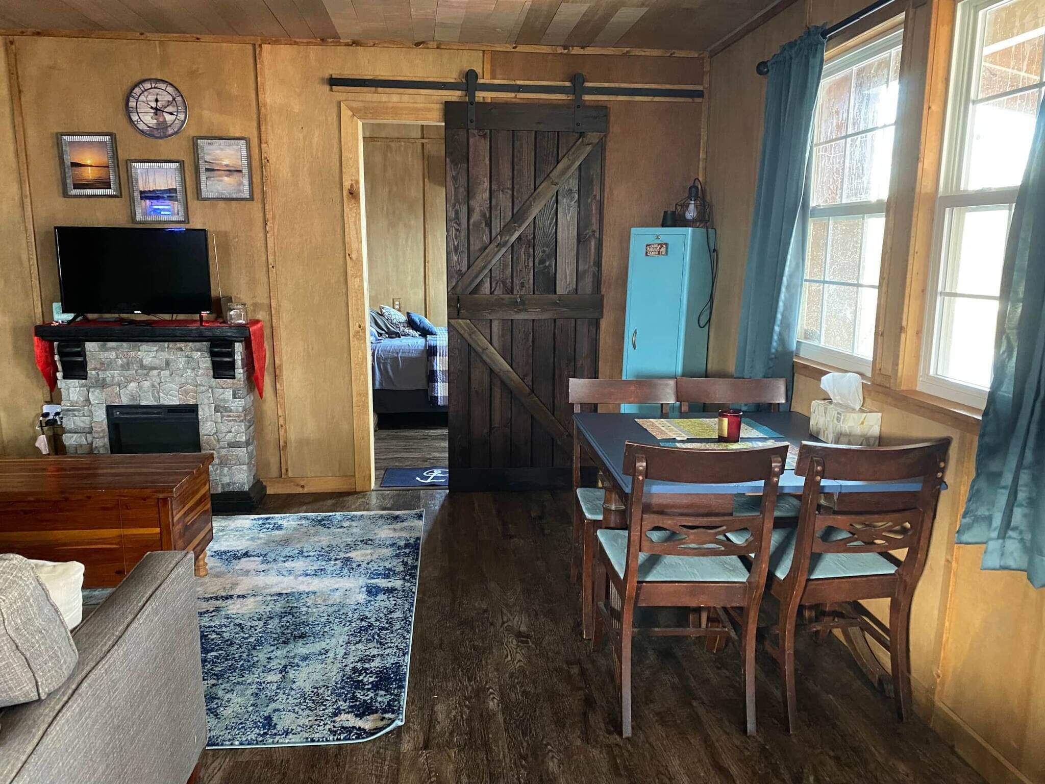 Cabin, 2 Bedrooms, Patio, Lake View | Room amenity
