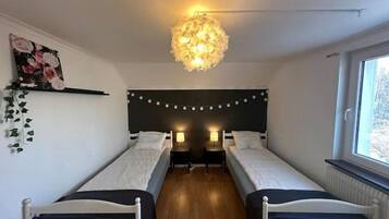 5 dormitorios, escritorio, tabla de planchar con plancha y wifi gratis