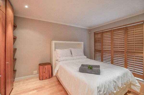 5 chambres, Wi-Fi, draps fournis