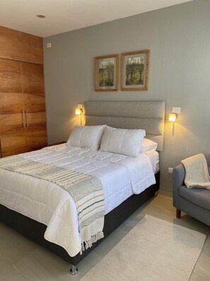 3 Schlafzimmer, Bügeleisen/Bügelbrett, Bettwäsche