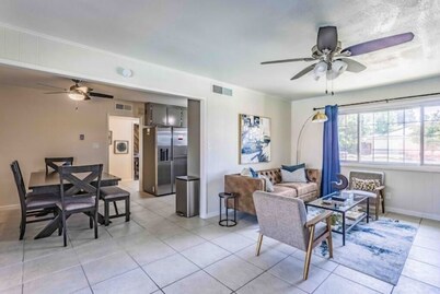 Fresno State 4BR/2BA+Private Pool +Game Room+ Gym!