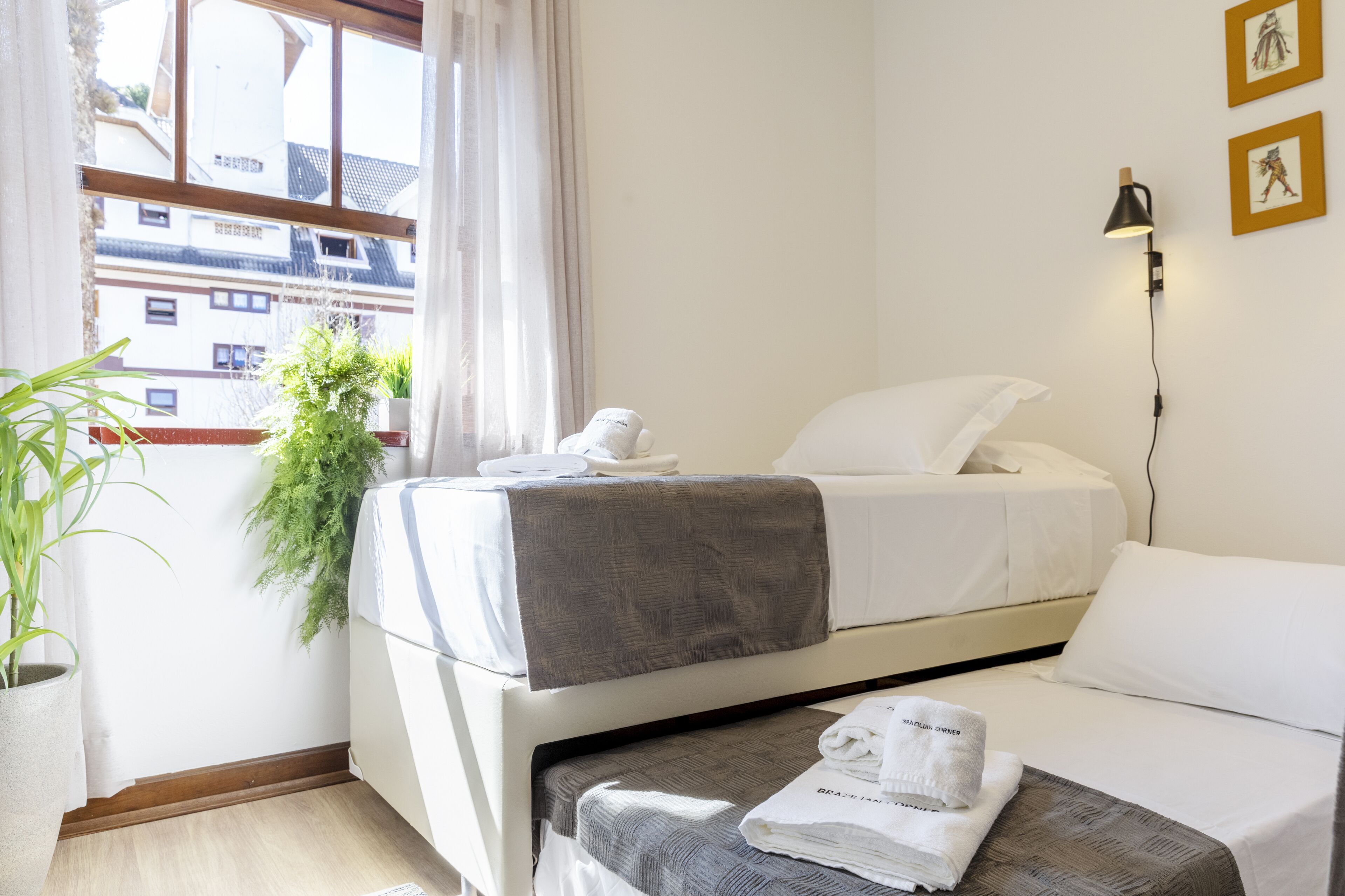 Apartment | 3 bedrooms, in-room safe, desk, blackout drapes