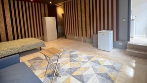 Interior - Captivating 1-bed Studio in Borehamwood (Borehamwood)