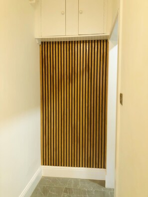 Apartamento, varias camas | Interior