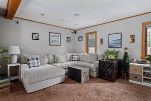 Smart TV, books, offices