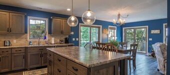 Beautiful lakefront home on Seal Cove next to Acadia National Park