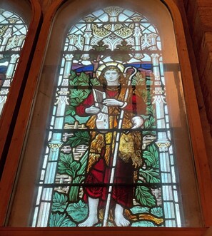 Dining - Magical Converted Church duplex apartment, close to Harry Potter Studios  (Watford)