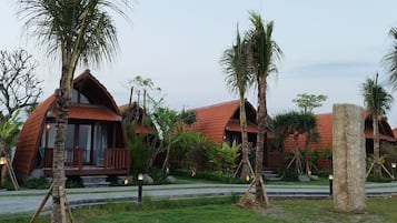 Kamar, 1 kamar tidur, Boleh Merokok, kolam renang pribadi | Pemandangan dari properti