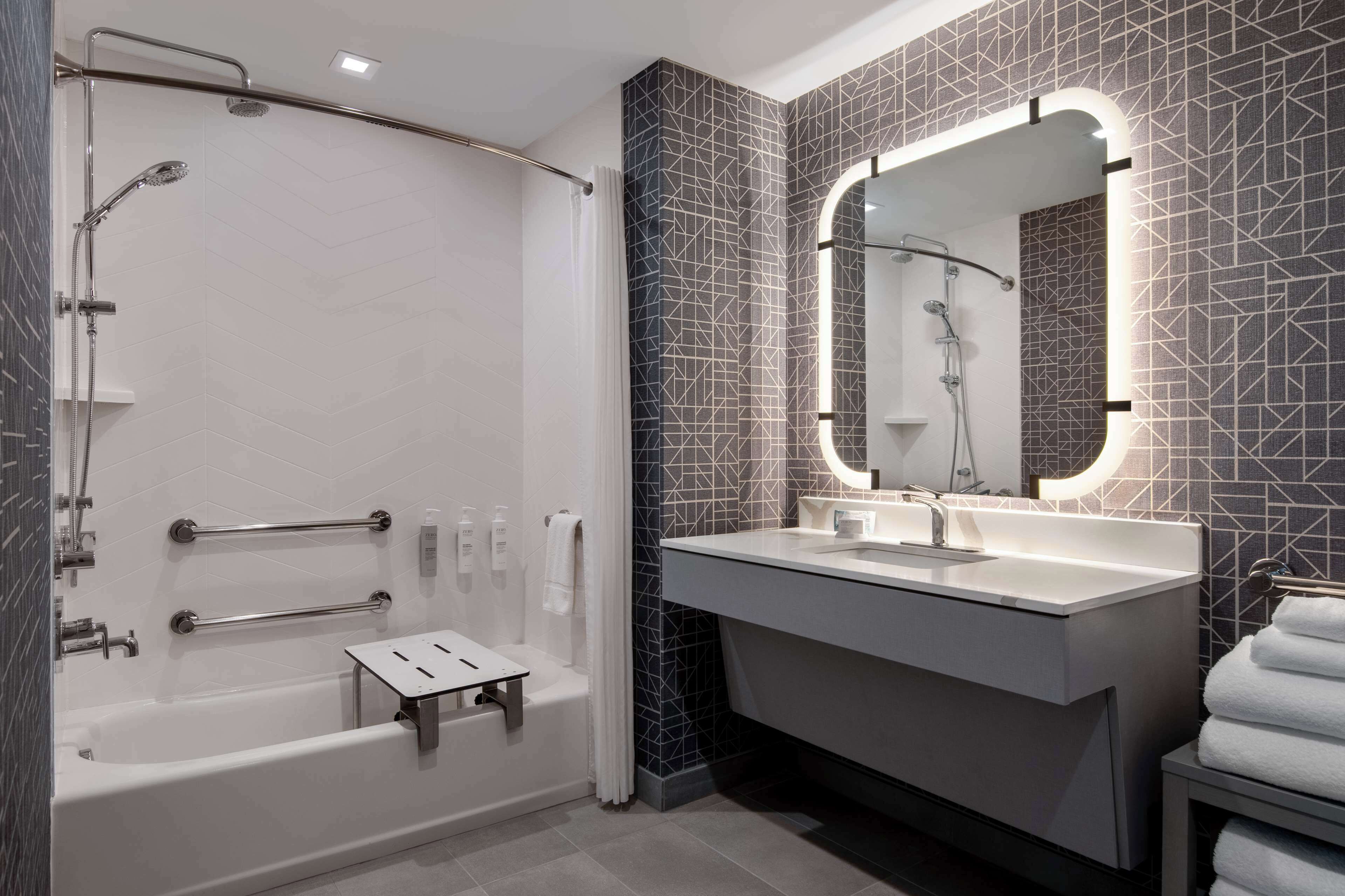 towels, toilet paper