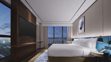 Deluxe Suite, 1 King Bed | 1 bedroom, premium bedding, down comforters, Select Comfort beds