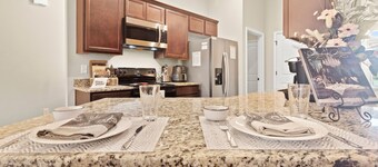 Plush Beds|High-Speed Wi-Fi| Workspace