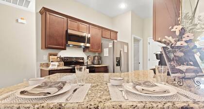 Plush Beds|High-Speed Wi-Fi| Workspace