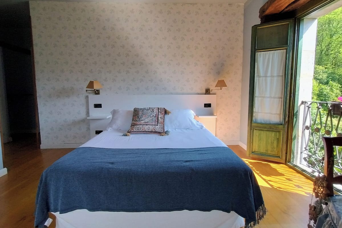 Habitación estándar, 1 cama King size | 1 habitación y wifi gratis