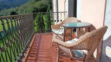 Deluxe tweepersoonskamer | Terras