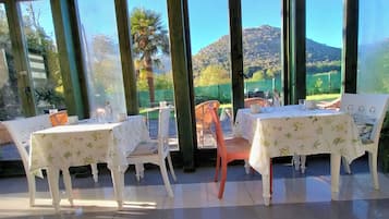 Desayuno continental incluido todos los días