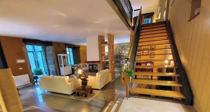 La Villa de Palacios