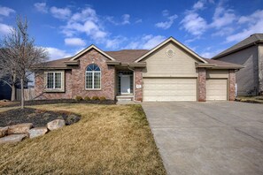 Exterior - Spacious Pool House with tons of amenities!
 (Omaha)