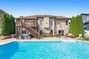 Pool - Spacious Pool House with tons of amenities!
 (Omaha)