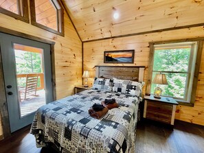 2 bedrooms, individually decorated, individually furnished, free WiFi - Bearly Behaving (Sevierville)