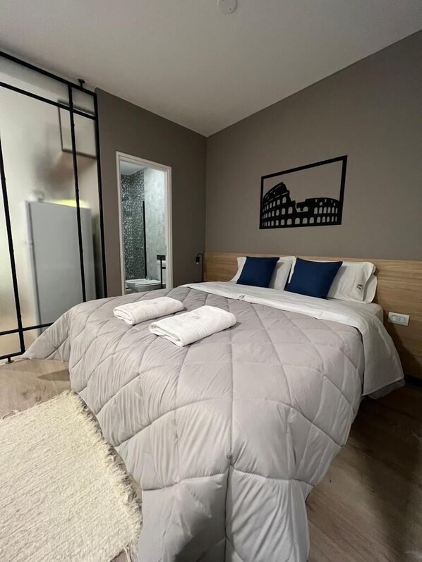 خزنة داخل الغرفة وواي فاي مجانًا وتسهيلات لدخول الكراسي المتحركة