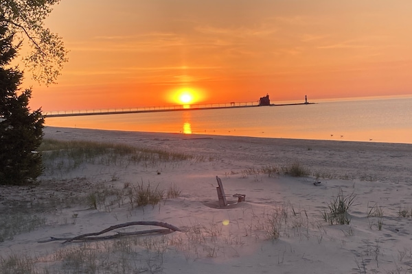 Am Strand, Liegestühle, Strandtücher