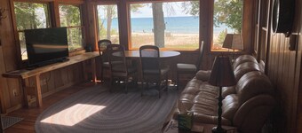 R&S Lakeside Cottage  Beautiful Large Sand Beach Door County Limestone Fireplace