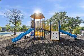 Children's area - Branson, Table Rock Lake - direct access to water, Silver Dollar City - 1m (Branson)