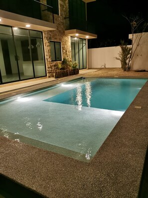 Piscine extérieure