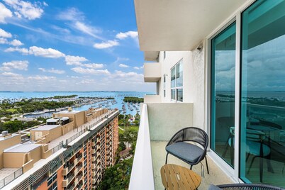 ARYA HOTEL STUDIO BY IMD MIAMI VACATION RENTALS OCEAN VIEW BALCONY FREE PARKING