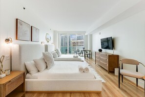 1 chambre, bureau, fer et planche à repasser, Wi-Fi gratuit