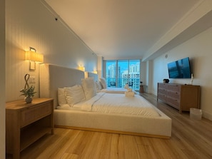 1 habitación, escritorio, tabla de planchar con plancha y wifi gratis