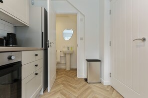 Microwave, oven, stovetop