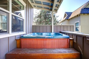 Bain à remous extérieur