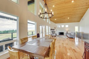 Interior - Mountain & Lake View: Rexford Estate on 28 Acres! (Rexford)