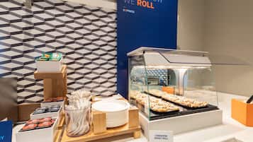 Free daily continental breakfast
