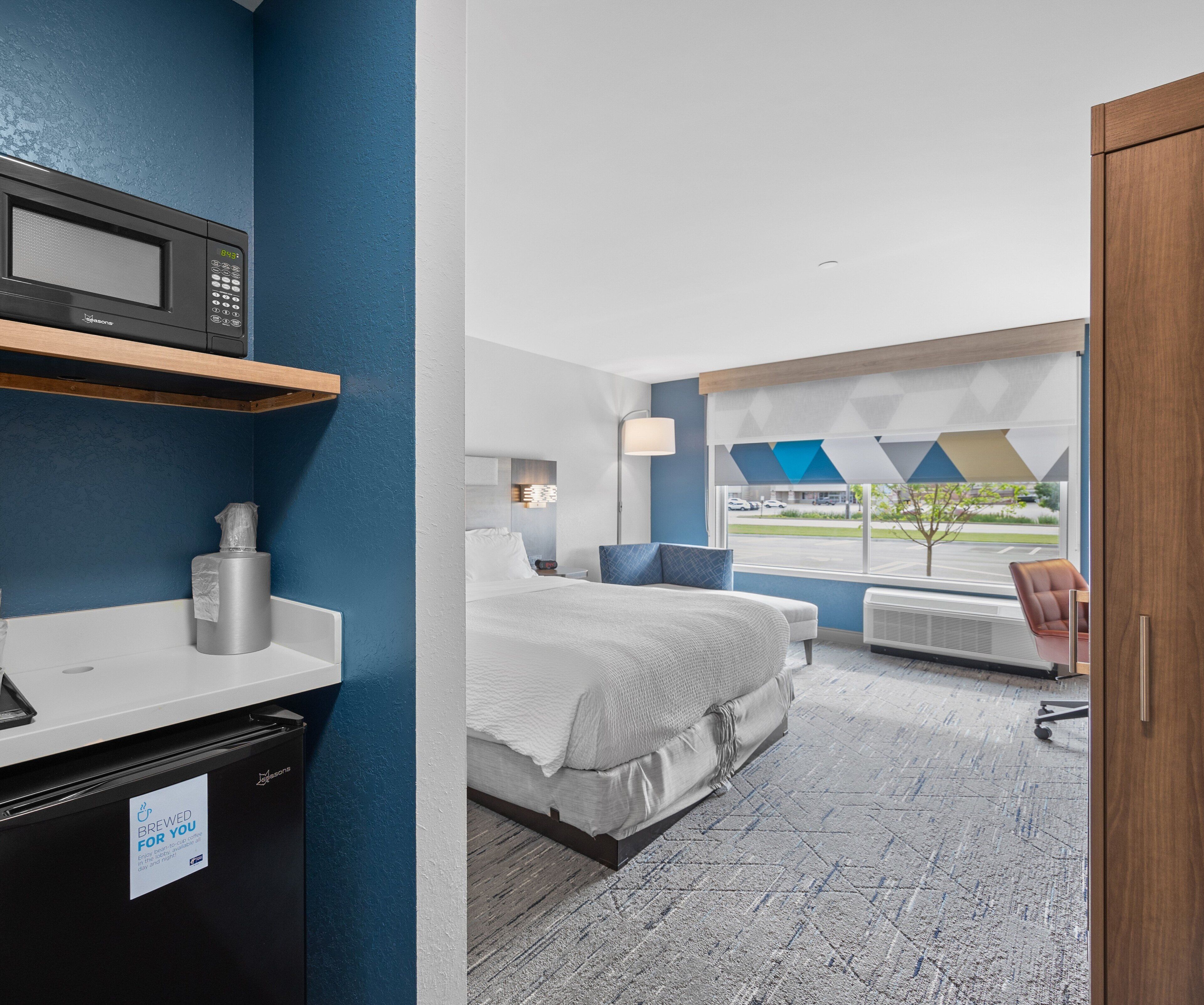 In-room safe, desk, blackout drapes, iron/ironing board
