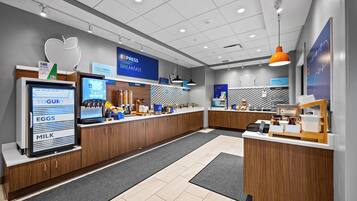 Free daily continental breakfast