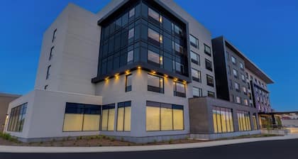 Holiday Inn Express & Suites St.Thomas by IHG