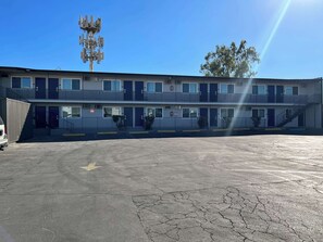 Exterior - Motel 6 Las Vegas, Nv – Downtown Fremont St (Las Vegas)