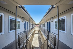 Exterior - Motel 6 Las Vegas, Nv – Downtown Fremont St (Las Vegas)