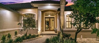 Gorgeous Marco Island Home Just a Few Steps from Mackle Park! Waiting for you!