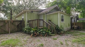 Exterior - Delightful 2-bedroom, 1-bath Home Near Biloxi's Scenic Back Bay (Biloxi)