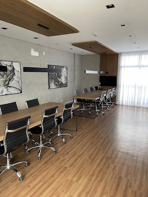 Luxury-Apartment | Tagungsbereich