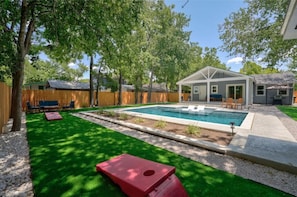 Outdoor pool - The Forest House
 (Georgetown)