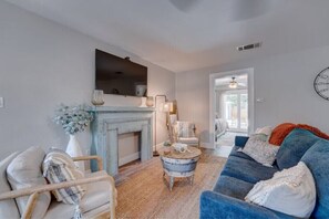 Smart TV - The Forest House
 (Georgetown)