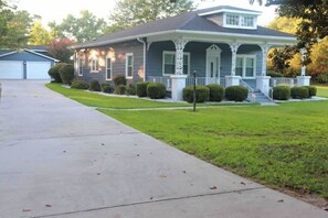 Exterior - Relax I quiet bliss! Three bedrooms near Sugarloaf Mills/Stone Mountain park (Grayson)
